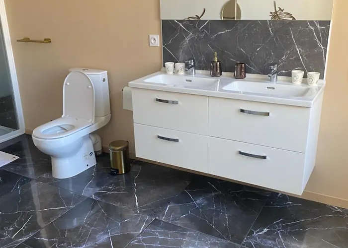 Alojamento de Acomodação e Pequeno-almoço Les 3 Anges De Maison Bourgeoise D Hôtes Table D Hôtes Et Sigean