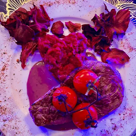 לינה וארוחת בוקר Les 3 Anges De Maison Bourgeoise D Hotes Table D Hotes Et סיג'אן