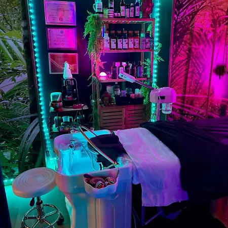 Les 3 Anges De Maison Bourgeoise D Hotes Table D Hotes Et סיג'אן