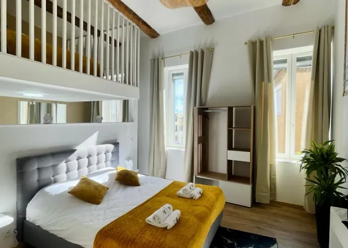 Les 3 Anges De Maison Bourgeoise D Hotes Table D Hotes Et 3* Sigean
